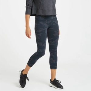 Spanx Seamless camo leggings S small